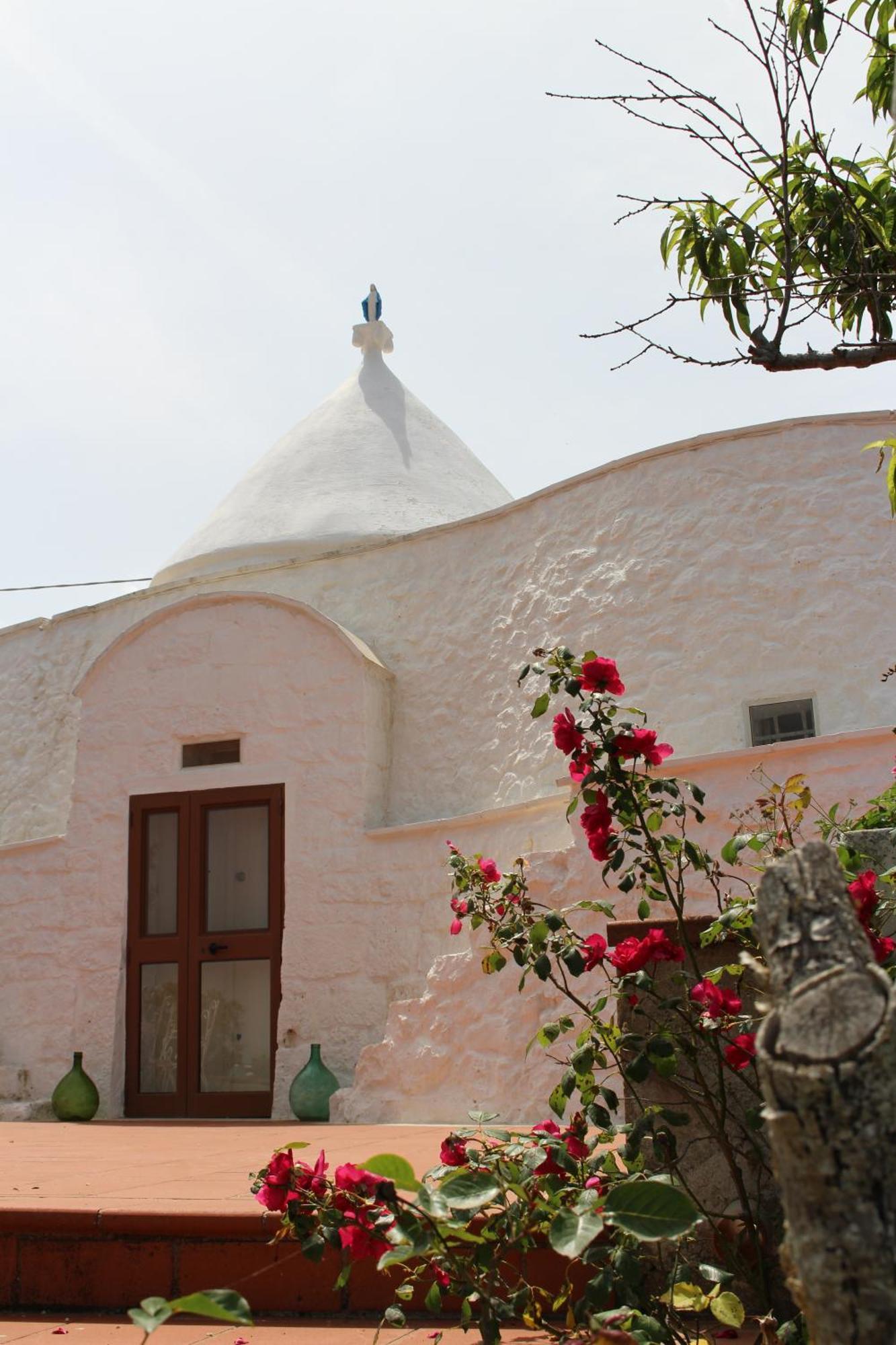 Trullo Il Melograno Pension Ostuni Buitenkant foto