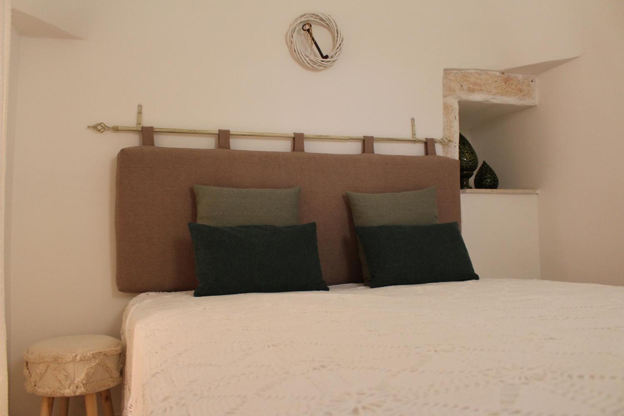 Trullo Il Melograno Pension Ostuni Buitenkant foto