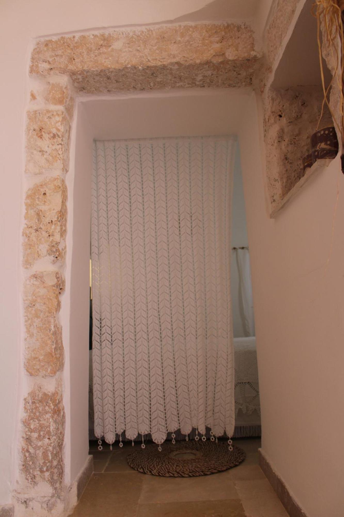 Trullo Il Melograno Pension Ostuni Buitenkant foto